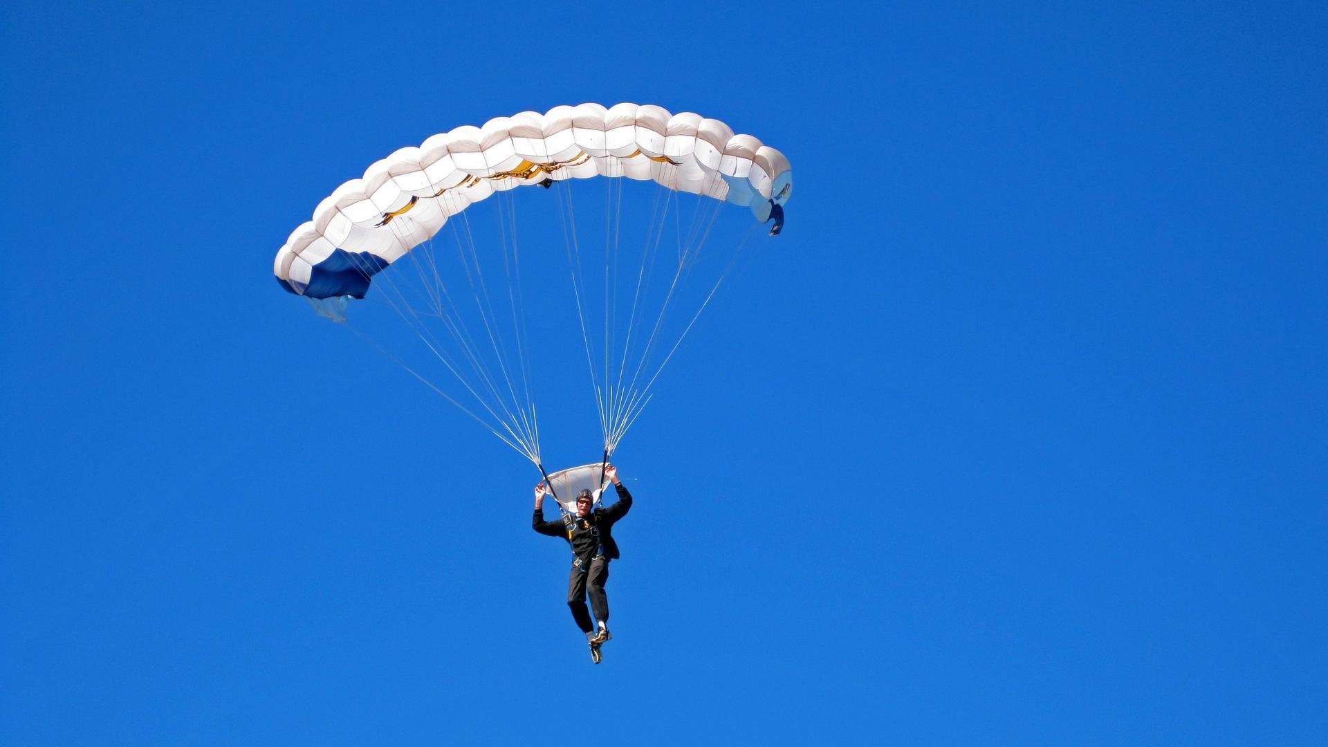 开云娱乐-德甲战果，教练点评战术变化，德甲战果,教练点评战术变化大吗